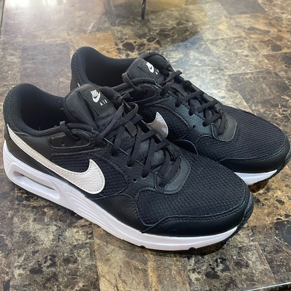 Nike Air Max size 7